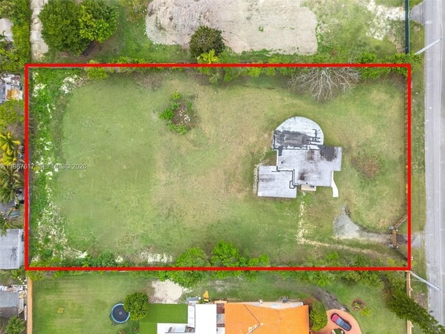 Foto del edificio - 9840 SW 60th St