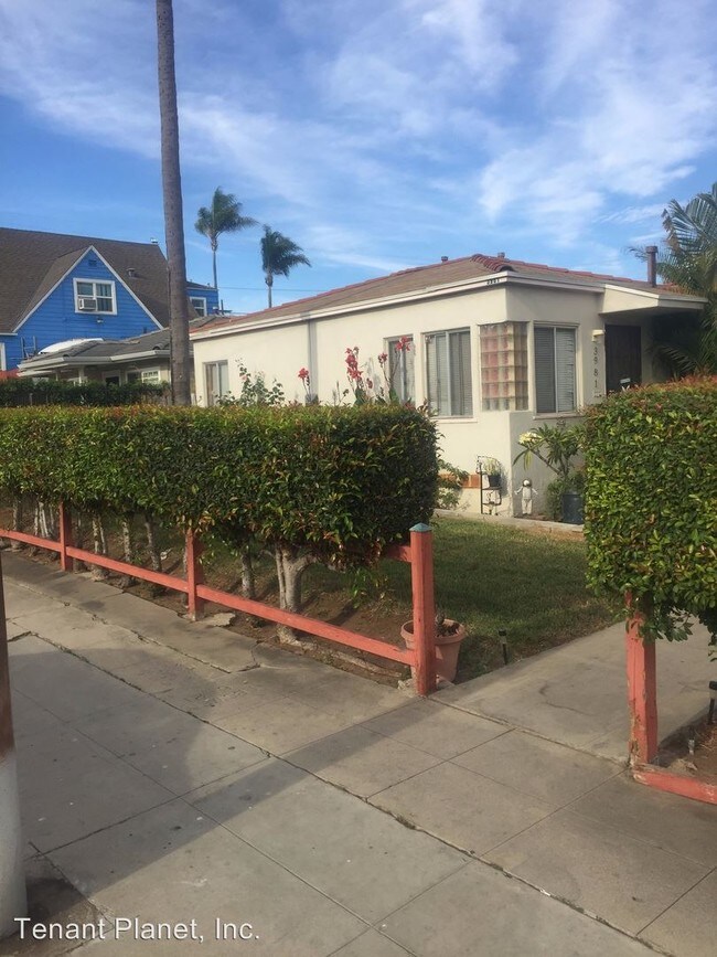 Foto del edificio - 3969-3981 Alabama St