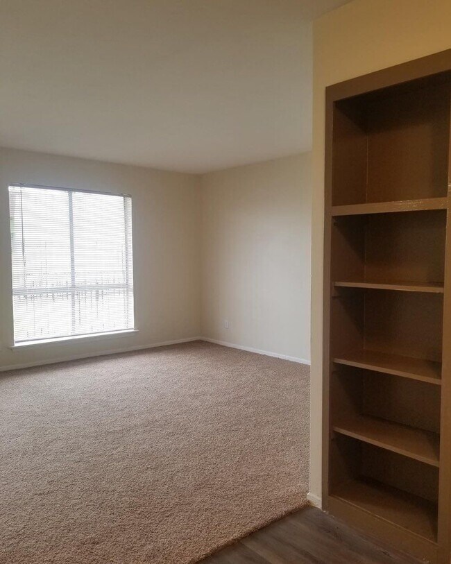 Villas Del Tesoro Apartments Apartments Dallas, TX