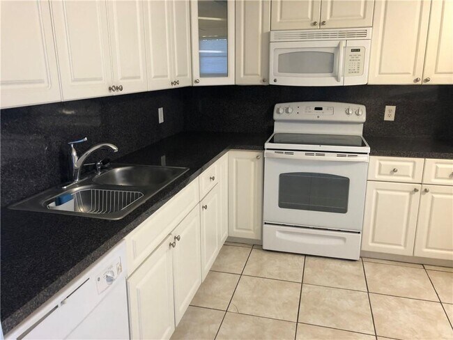 Foto del edificio - 12601 SW 13th St