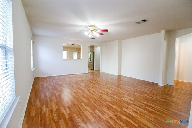 Foto del edificio - 12005 Kilmartin Ln