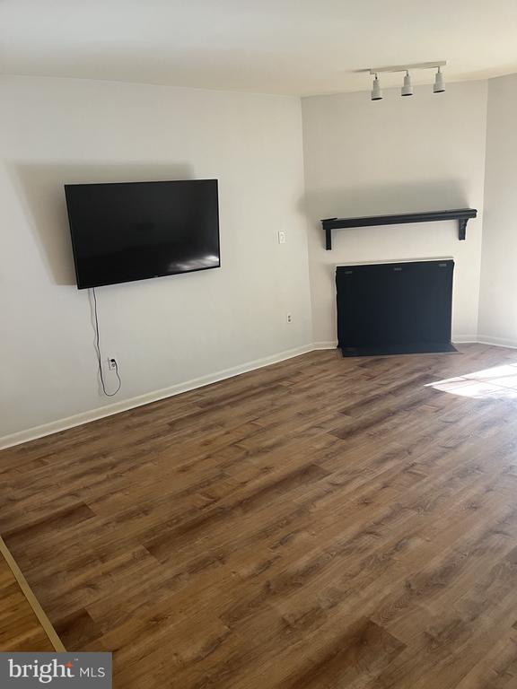 Foto del edificio - 217 Valley Stream Ln