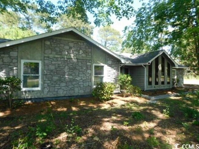 Foto del edificio - 51 Plantation Rd