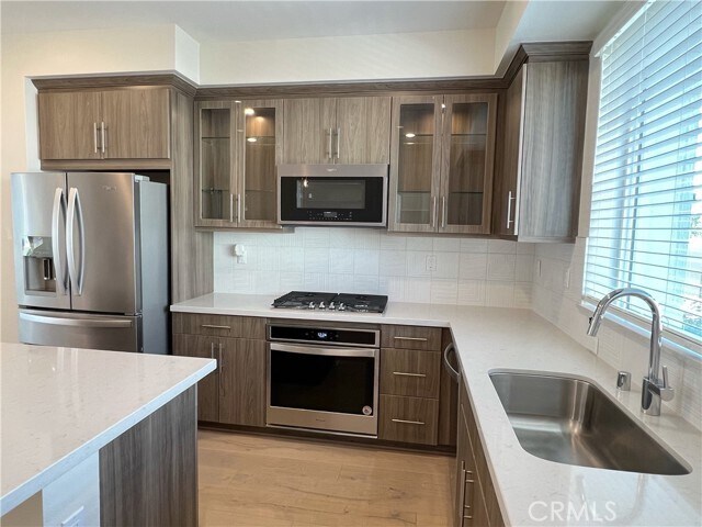 Building Photo - 110 Unity St