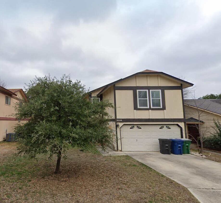 Foto principal - Spacious San Antonio home with open layout...