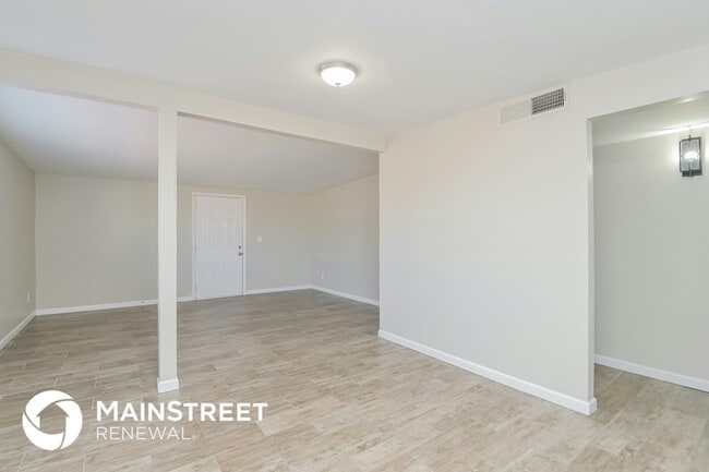 Foto del edificio - 6974 E 45th St