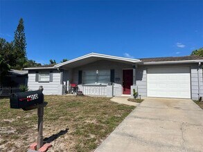 Building Photo - 1050 Croydon Ln