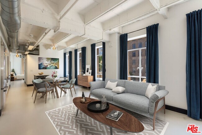 Foto del edificio - 6253 Hollywood Blvd