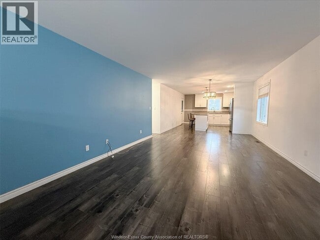 Building Photo - 1031 Thunderbay Ave