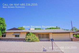 Building Photo - 8726 E Sells Dr