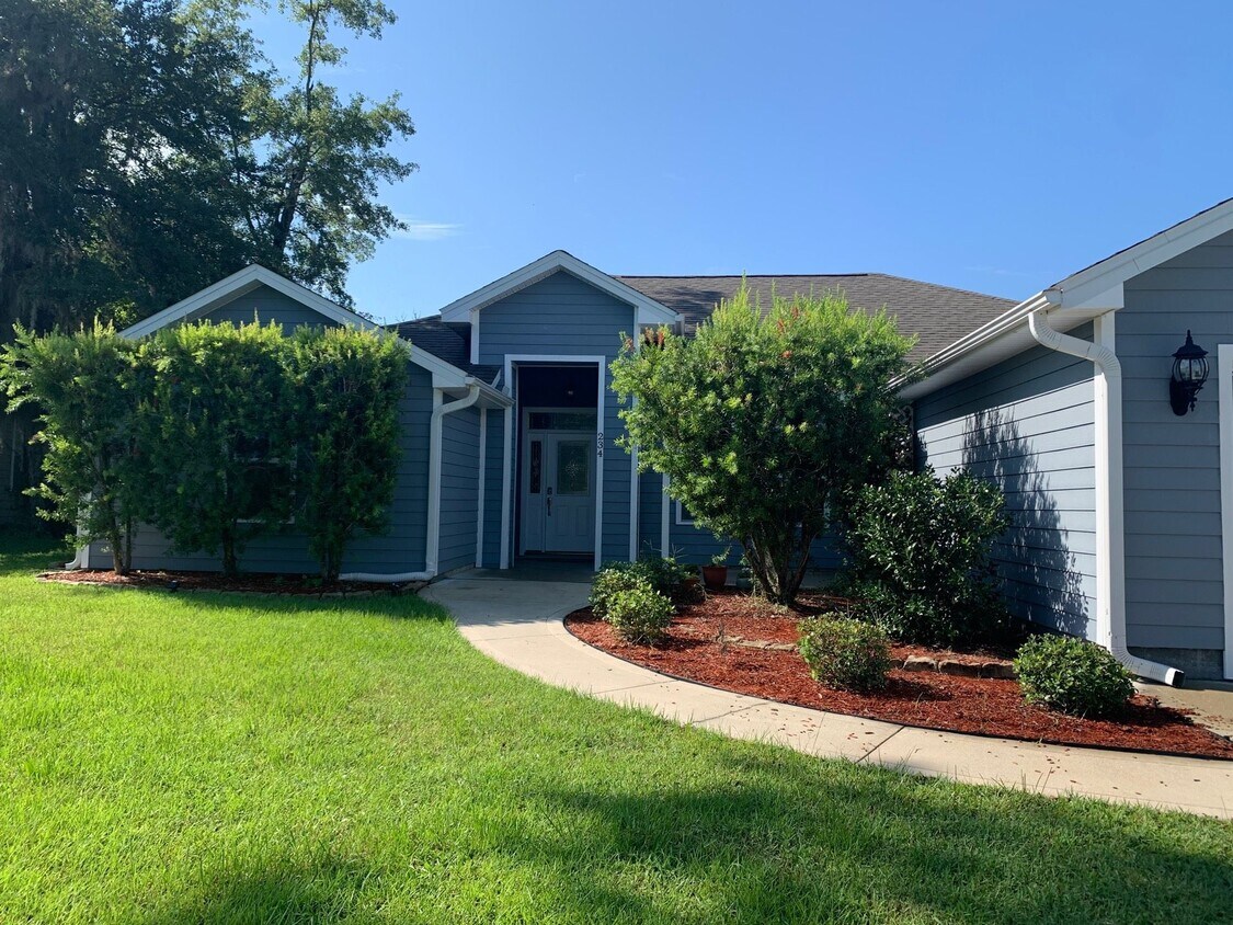 234 Hideaway Lake Dr, Kingsland, GA 31548 House for Rent in Kingsland