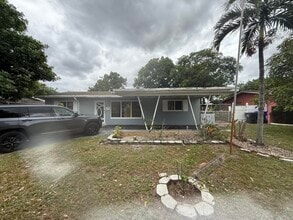 Building Photo - 710 N 66 Terrace