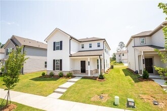 Building Photo - 101 Goshawk St