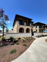 Building Photo - 140 Carmine