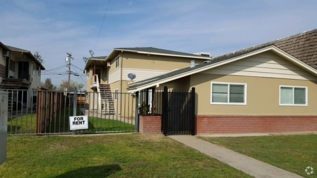 Building Photo - 161 Starr Ave