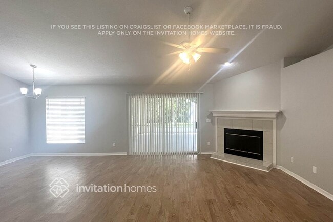 Building Photo - 945 Park Valley Cir