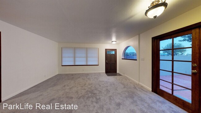 Building Photo - 3 br, 1 bath House - 526 7th St