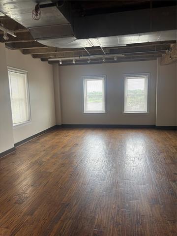 Foto del edificio - 329 E Colorado Blvd