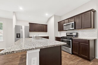 Building Photo - 14739 Blackbrush Mnr