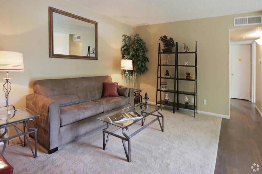 Hunter's Glen Apartments Rentals San Antonio, TX