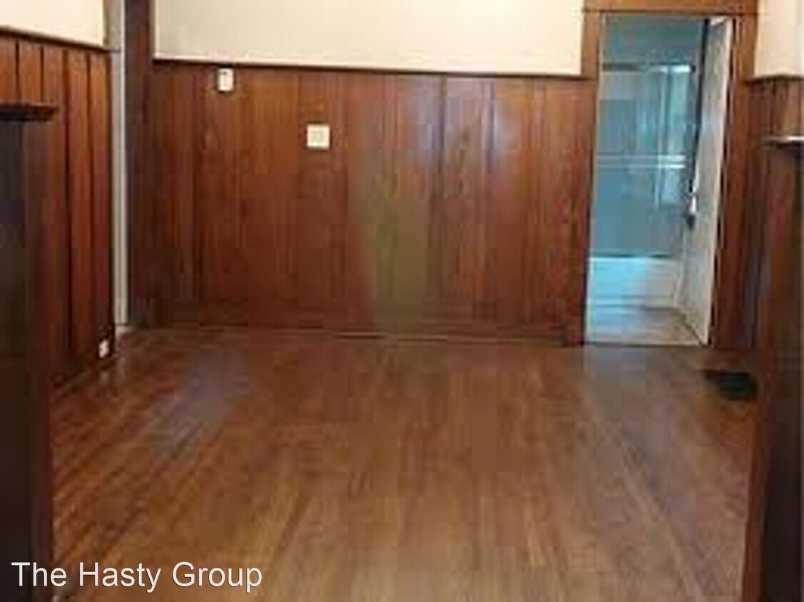 Building Photo - 3 br, 2 bath House - 303 Elmwood Ave