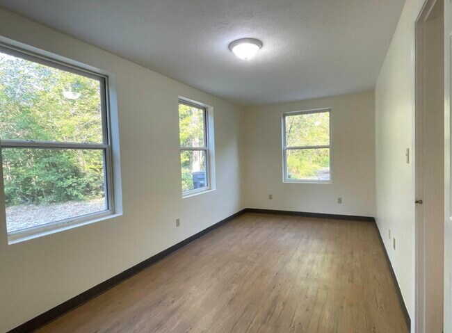 Foto del edificio - 143 Turkey Ln