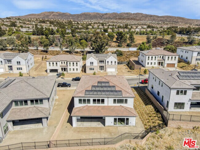 Foto del edificio - 20534 Edgewood Ct