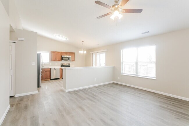 Foto del edificio - 3939 Gray Arbor Way