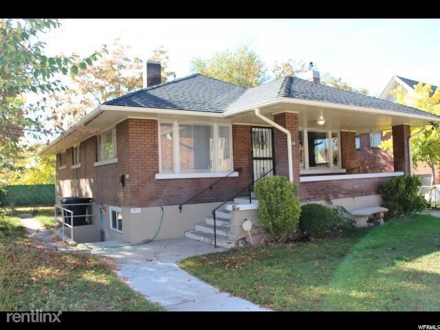 Primary Photo - 2 br, 1 bath Duplex - 170 300 North Main 2