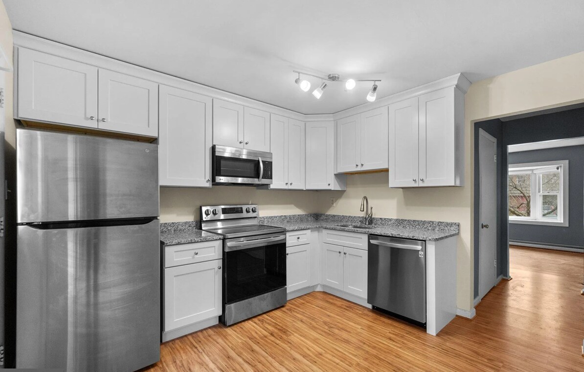 109 W Orndorff Dr, Brunswick, MD 21716 Townhome Rentals in Brunswick