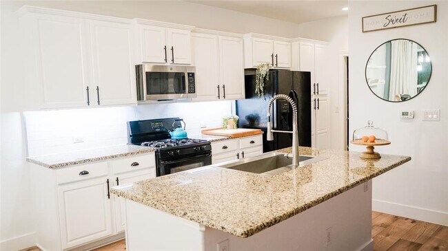 Building Photo - 13700 Sage Grouse Dr