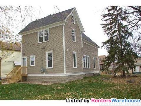 Building Photo - 1092 Reaney Ave