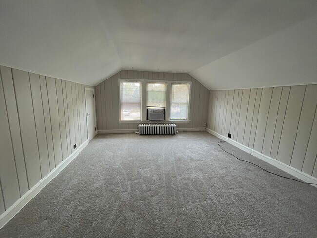 Building Photo - 544 Arlington Ave