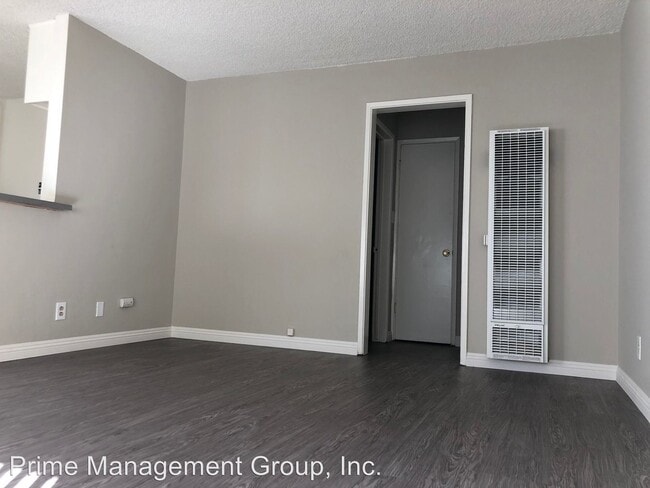 Foto del edificio - 6501 Cherry Ave