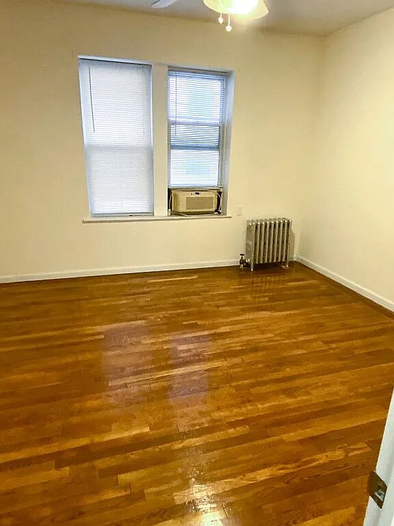 Foto del edificio - 45-14 43rd St