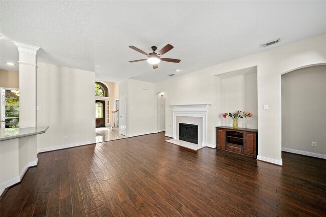 Foto del edificio - 22430 Water Edge Ln