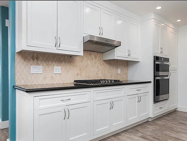 Foto del edificio - 25440 Plymouth St