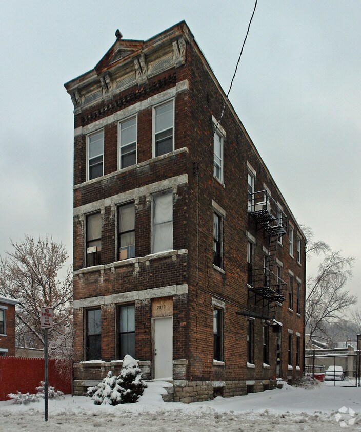 Foto principal - 2810 Colerain Ave
