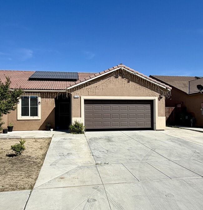 Building Photo - 1736 Berry St