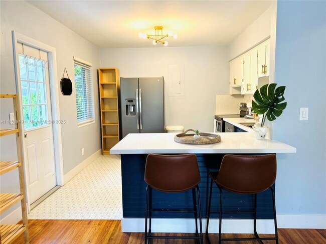 Foto del edificio - 3095 SW 21st St