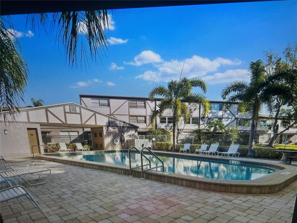 Primary Photo - 1137 King Arthur Ct