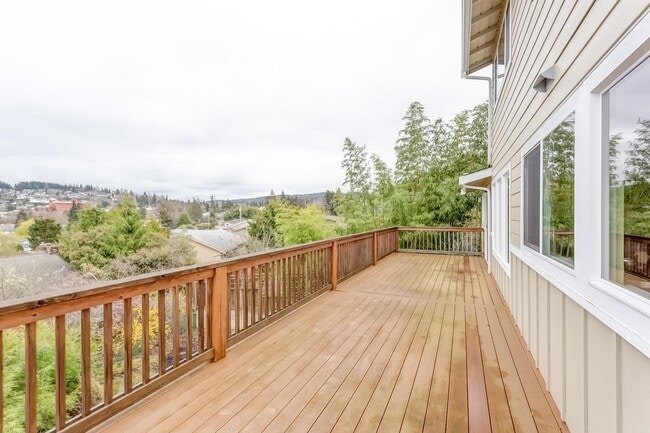Foto del edificio - Large 4 Bedroom Edgemoor Home w/ Mother-in-law Suite