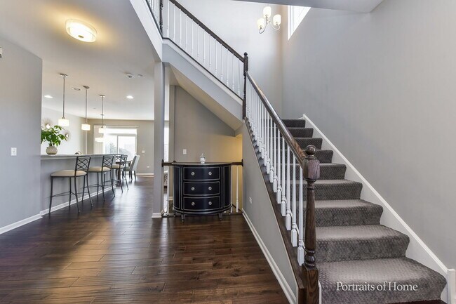 Building Photo - 2970 Henley Ln