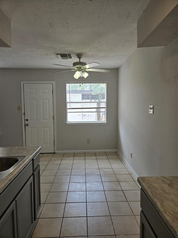 Building Photo - 13522 Castilian Dr