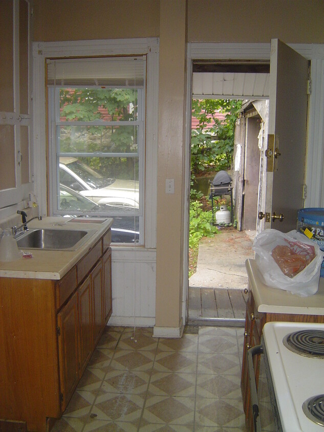 Foto principal - 127 Grandview St