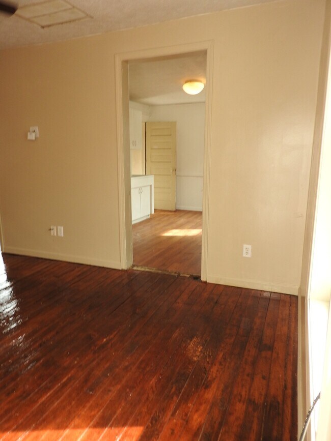 Foto del edificio - 310 Gold Ave NW