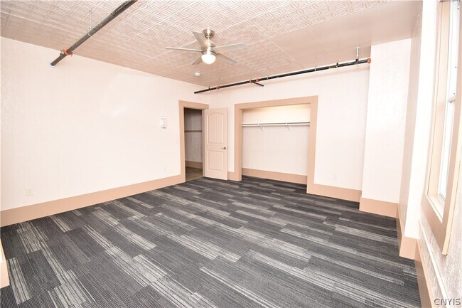 Foto del edificio - 152 Court St