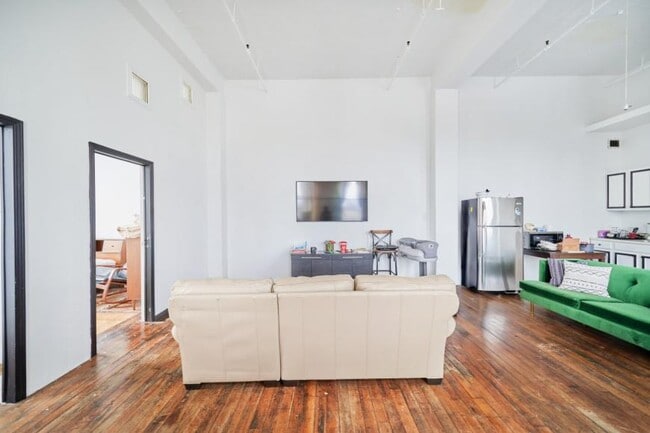Foto del edificio - 1 bedroom in Brooklyn NY 11231