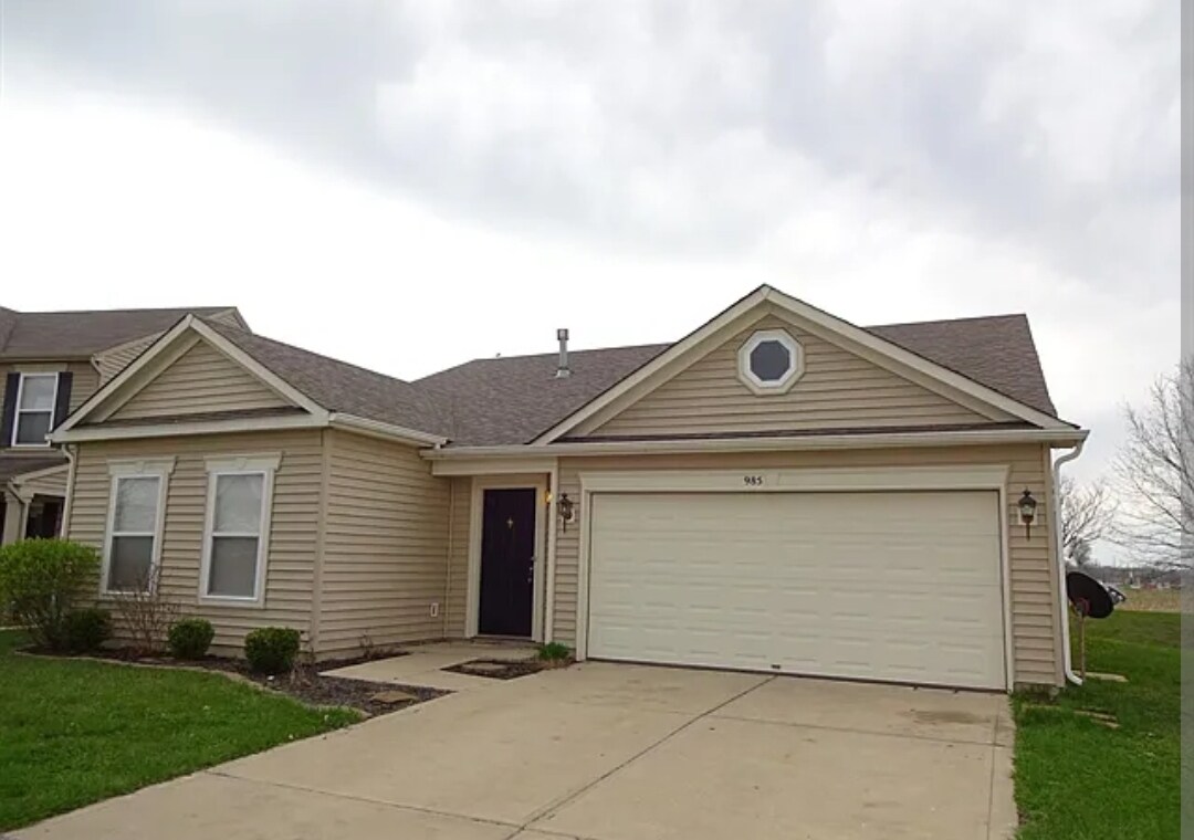 Primary Photo - 981 Brookstone Dr