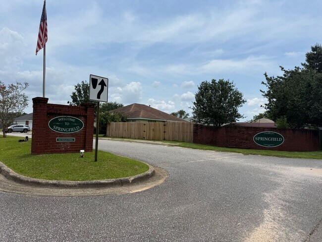 Foto del edificio - 1229 Brownfield Rd